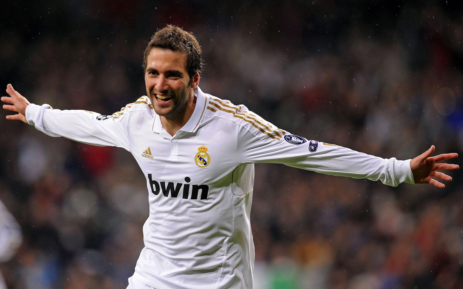 羽毛球公开赛进入关键阶段